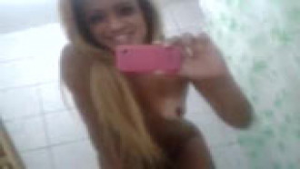 Vanessa de Salvador muito gostosa fez para o namorado e caiu na net